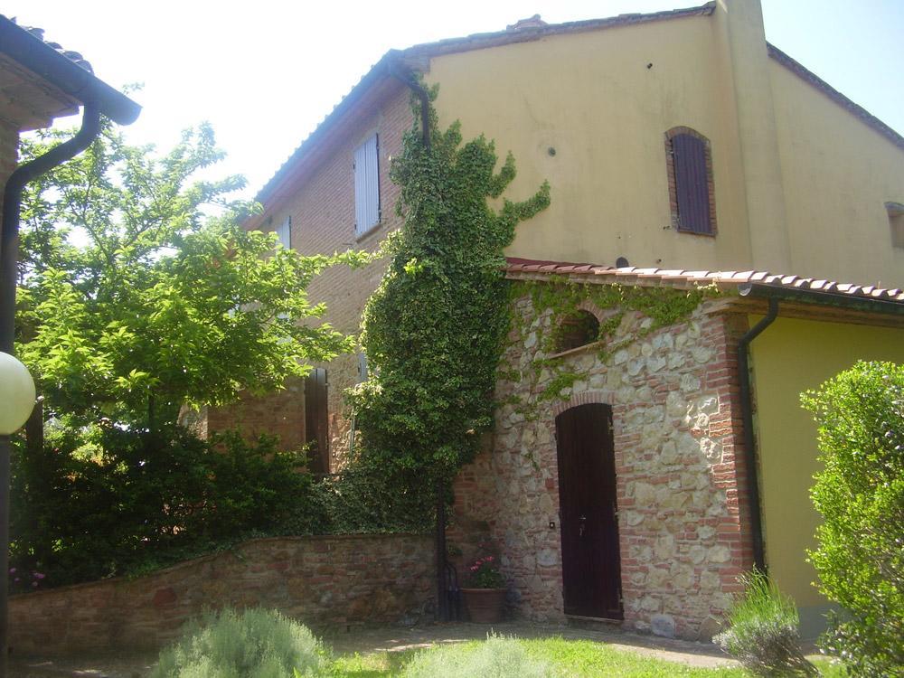 Agriturismo Il Prato Палая Экстерьер фото