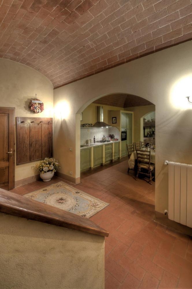 Agriturismo Il Prato Палая Экстерьер фото